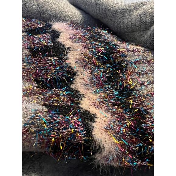 nwt by ANTHROPOLOGIE RAIN+ROSE gray sparkly fringy INTARSIA cardigan - Picture 4 of 4